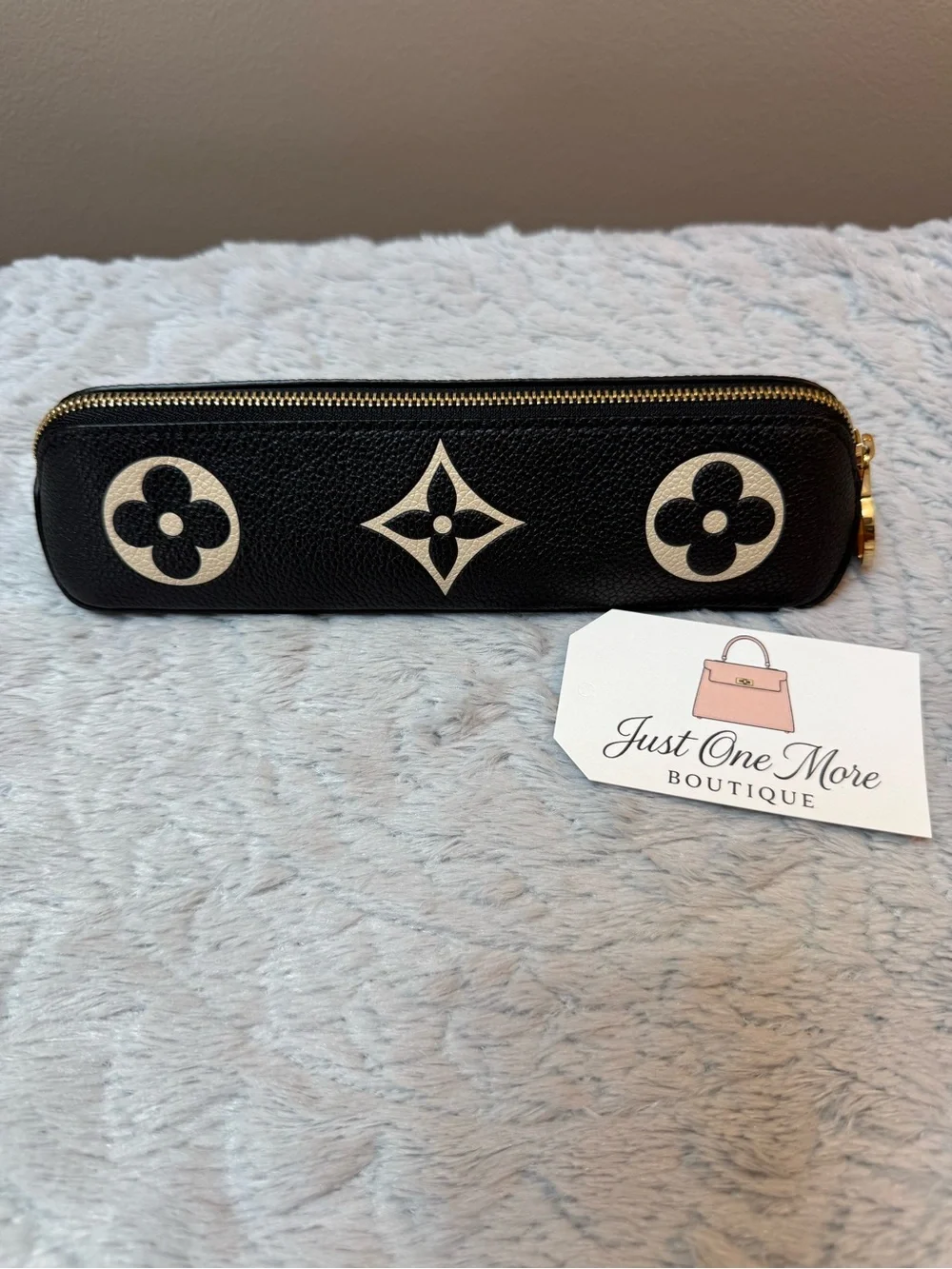 Louis Vuitton Bicolor Elizabeth Pencil Case